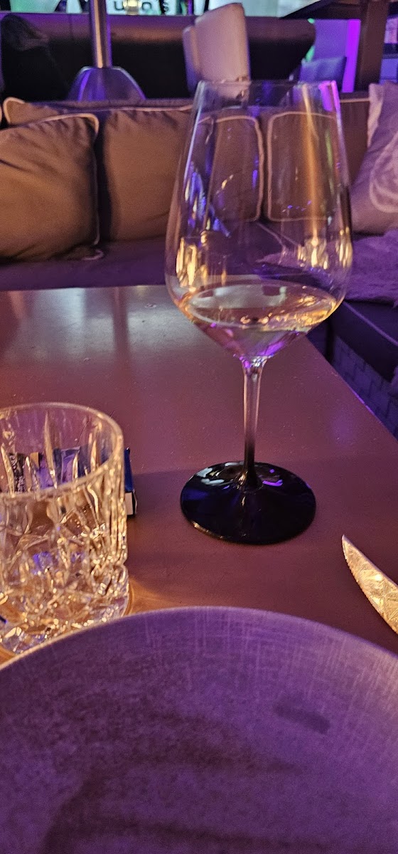 H'ugo's Pizza-Bar-Lounge - Photo 7