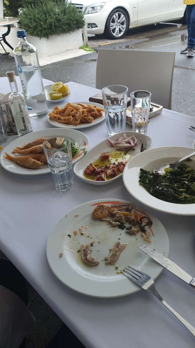 Gialos Fish & Seafood Tavern - Photo 6