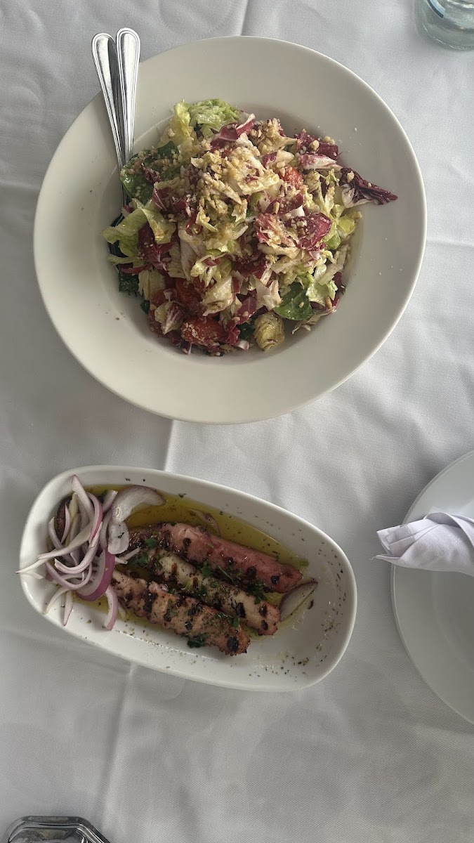 Gialos Fish & Seafood Tavern - Photo 7