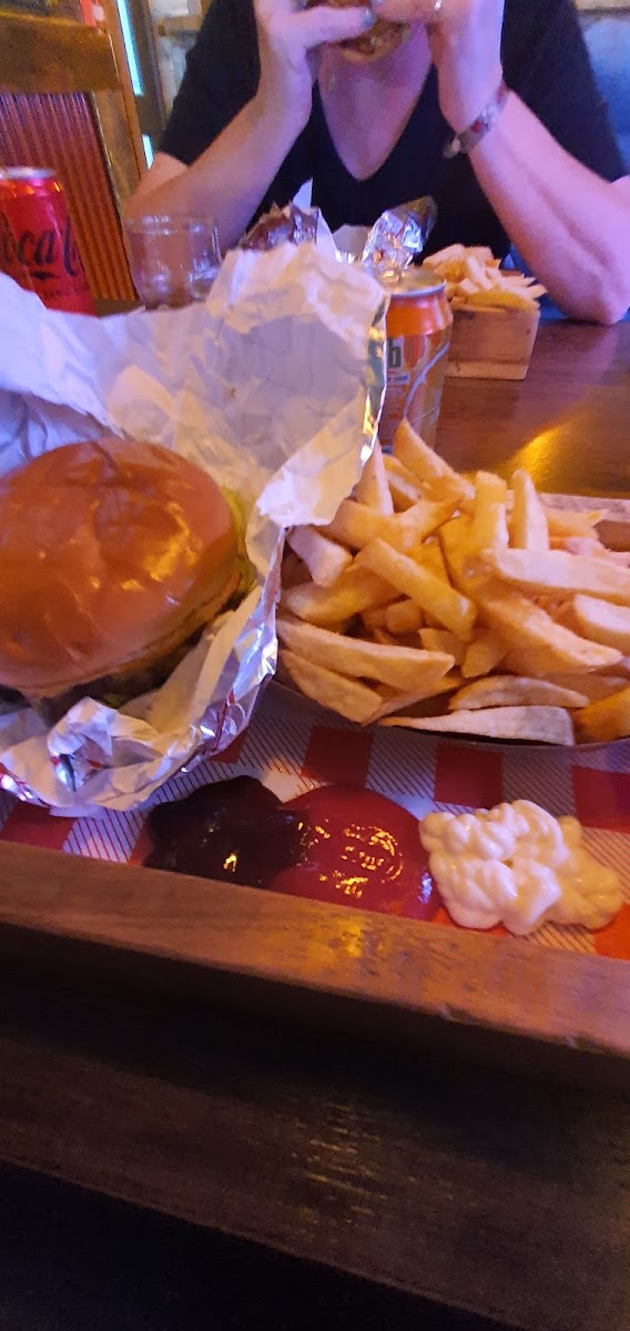 KBK Killarney Burger Kitchen - Photo 5