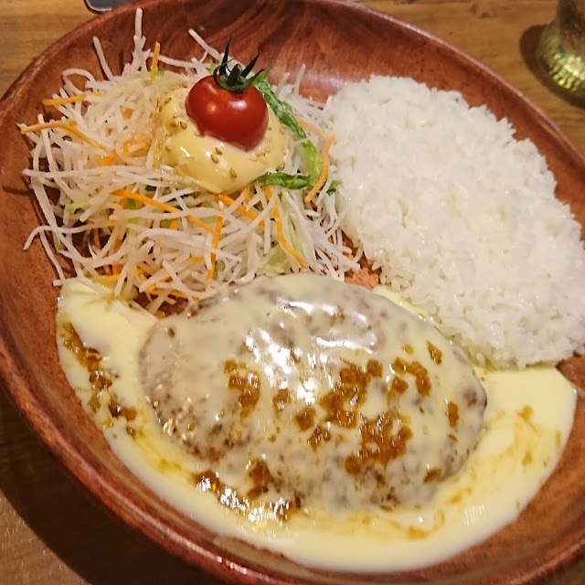 チーズハンバーグ