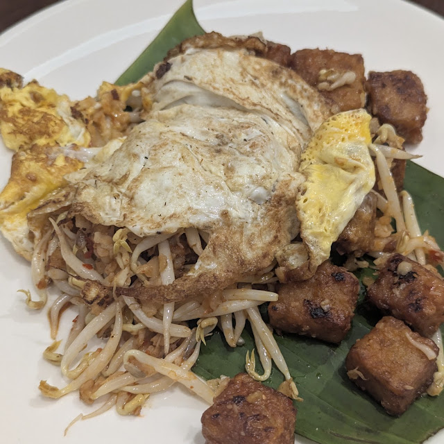 Fried Carrot Cake with Egg