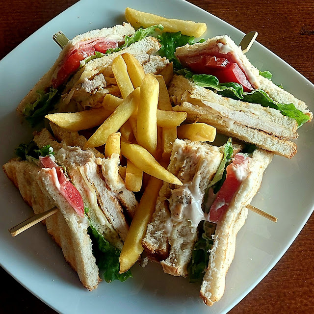 Tuna Club Sandwich