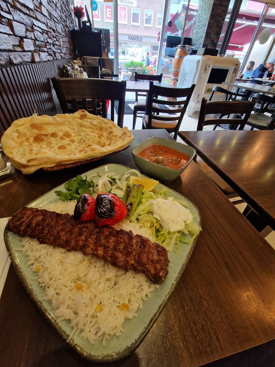 Ranya Restaurant Munchen ,مطعم و كباب رانيه - Photo 3