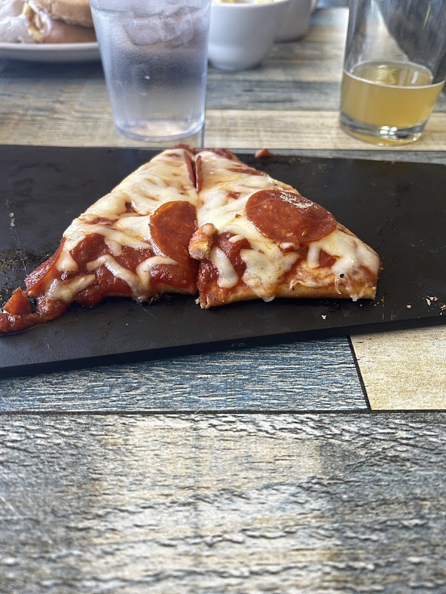 Sandbar Grill And Pub - Photo 3