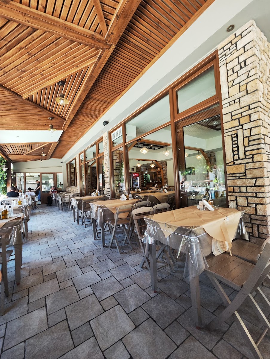Maroulakis Traditional Cuisine