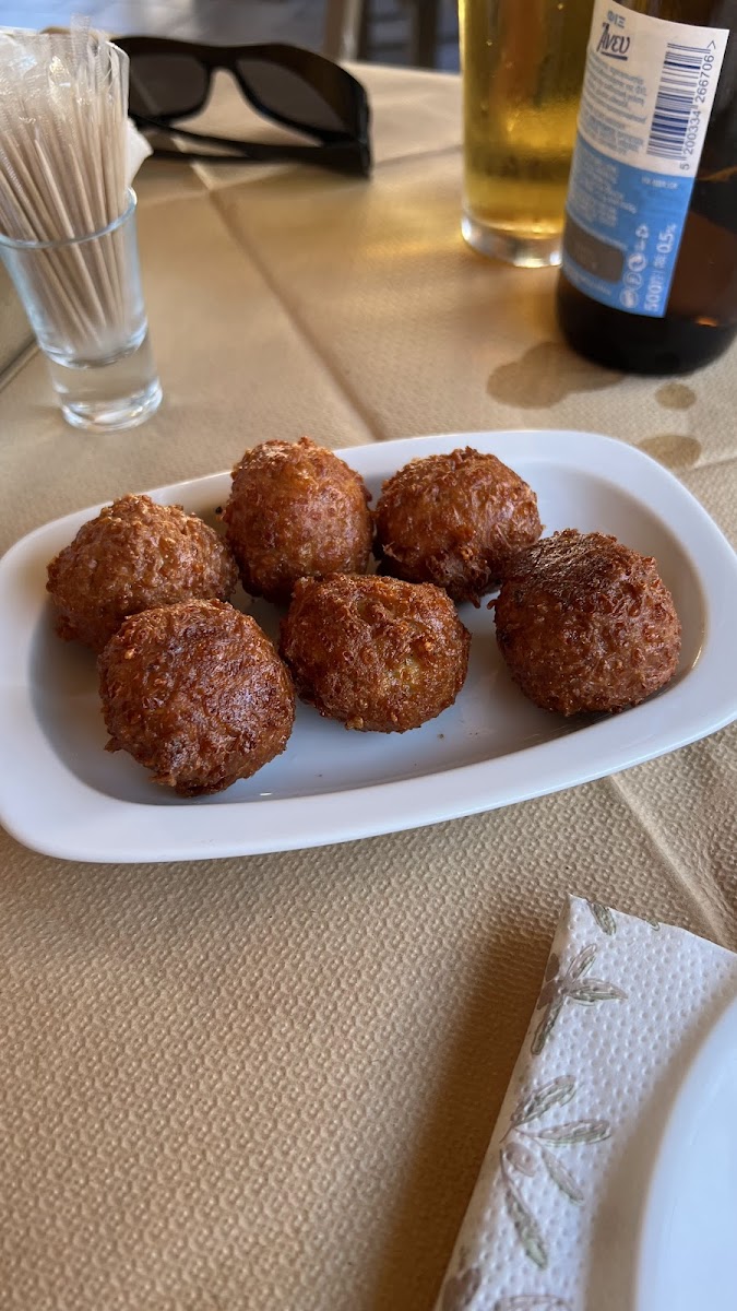 Maroulakis Traditional Cuisine - Photo 6