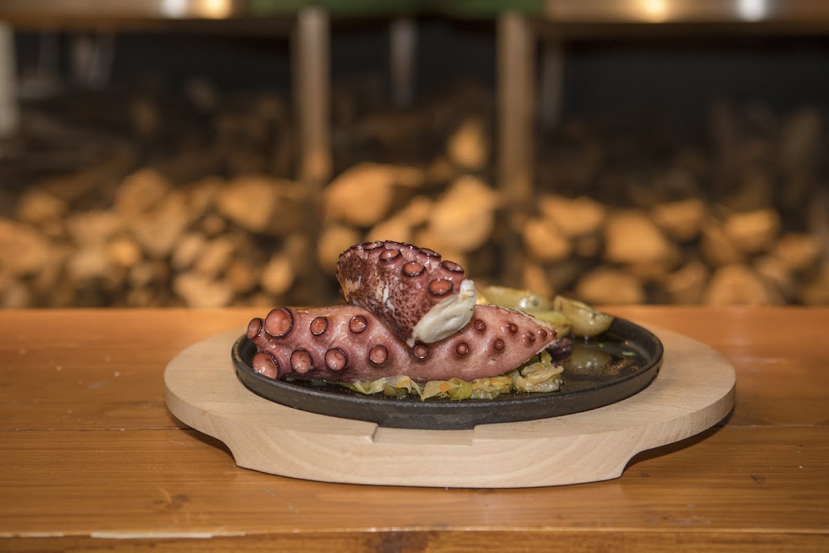 Sancho Panza Viana Grill - Photo 3