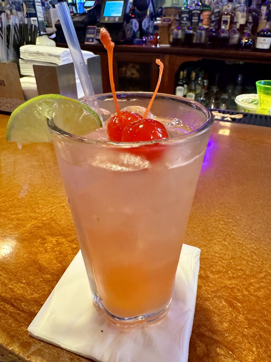 Mimi's Subway Bar and Grill - Photo 7