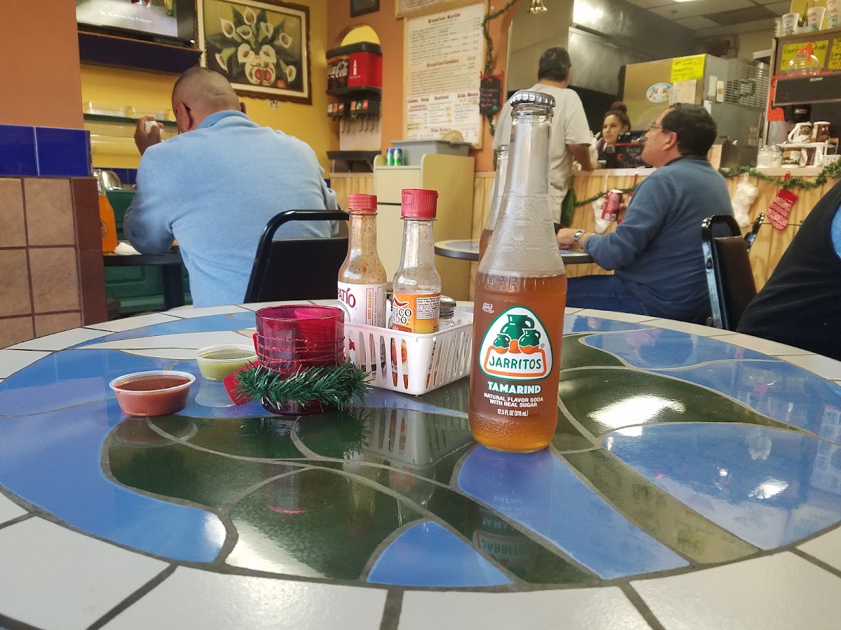 Taco Inn - Photo 3