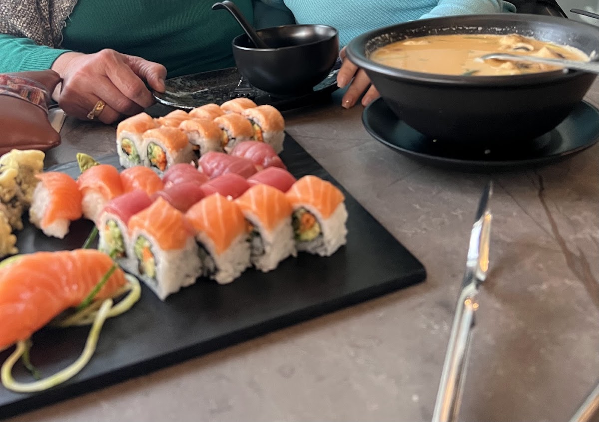 Black Wok - Photo 3