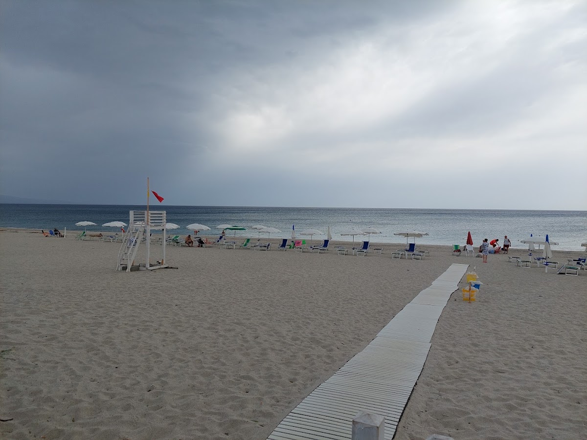 Loudest Karaoke on the beach - Photo 6