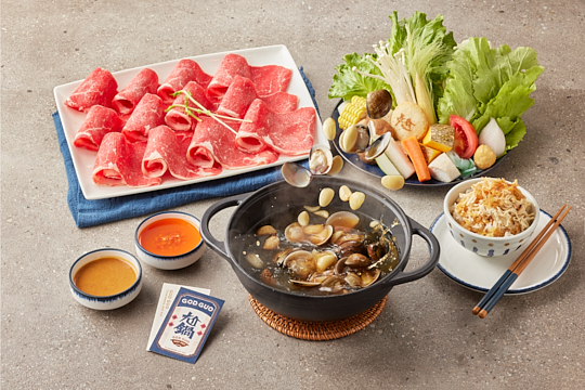 GOD GUO Taiwanese Hot Pot - Photo 3