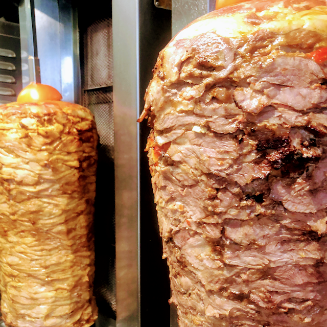 Köfte Kuzu Şiş Tavuk Şiş Falafel Mercimek Çorbası Lahmacun Hamburger Adana Kebab