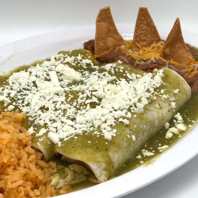 Chicken Enchiladas in Green Sauce