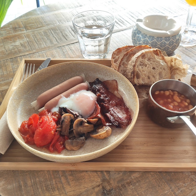 English Breakfast