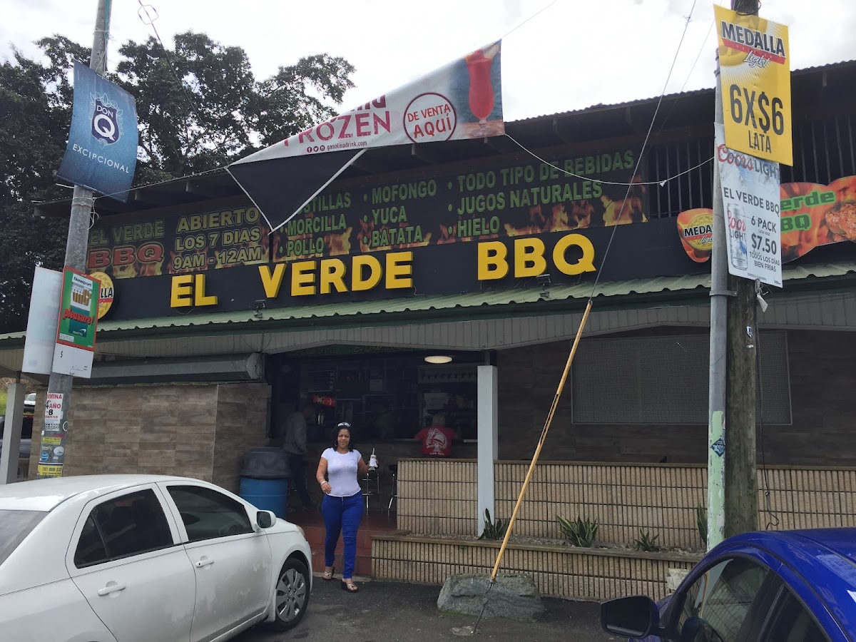 El Verde BBQ - Photo 3