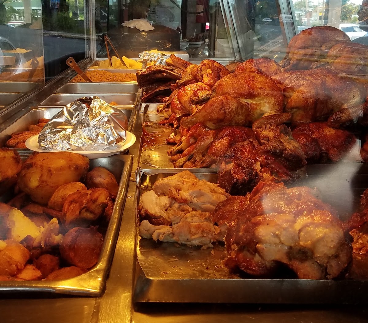 El Verde BBQ - Photo 4