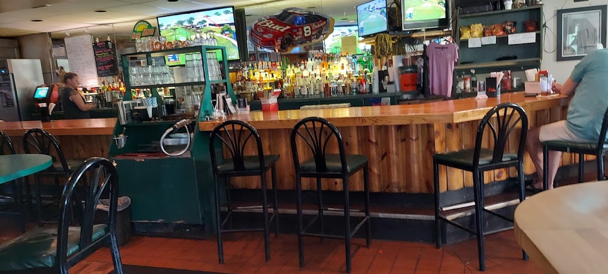 McNasty's Saloon - Photo 4