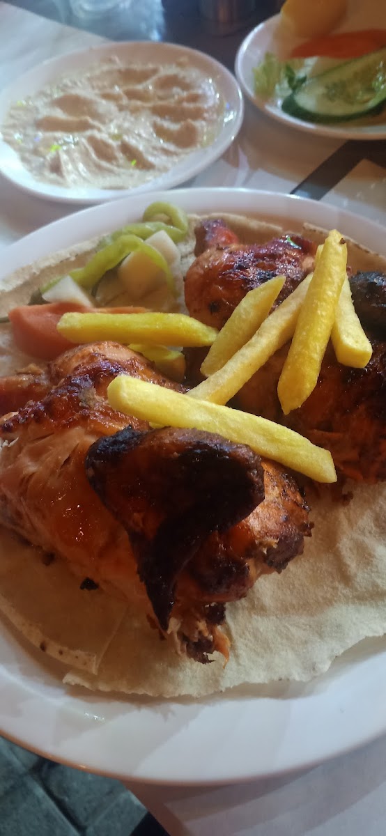 Noor Al Khail Restaurant - Photo 6