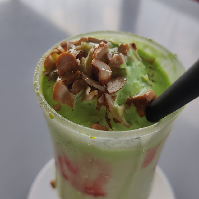 Avocado Pistachio Juice