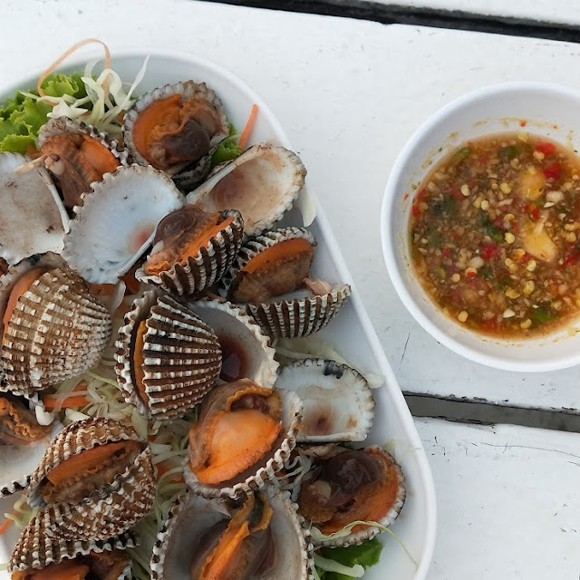 Cockles Salad