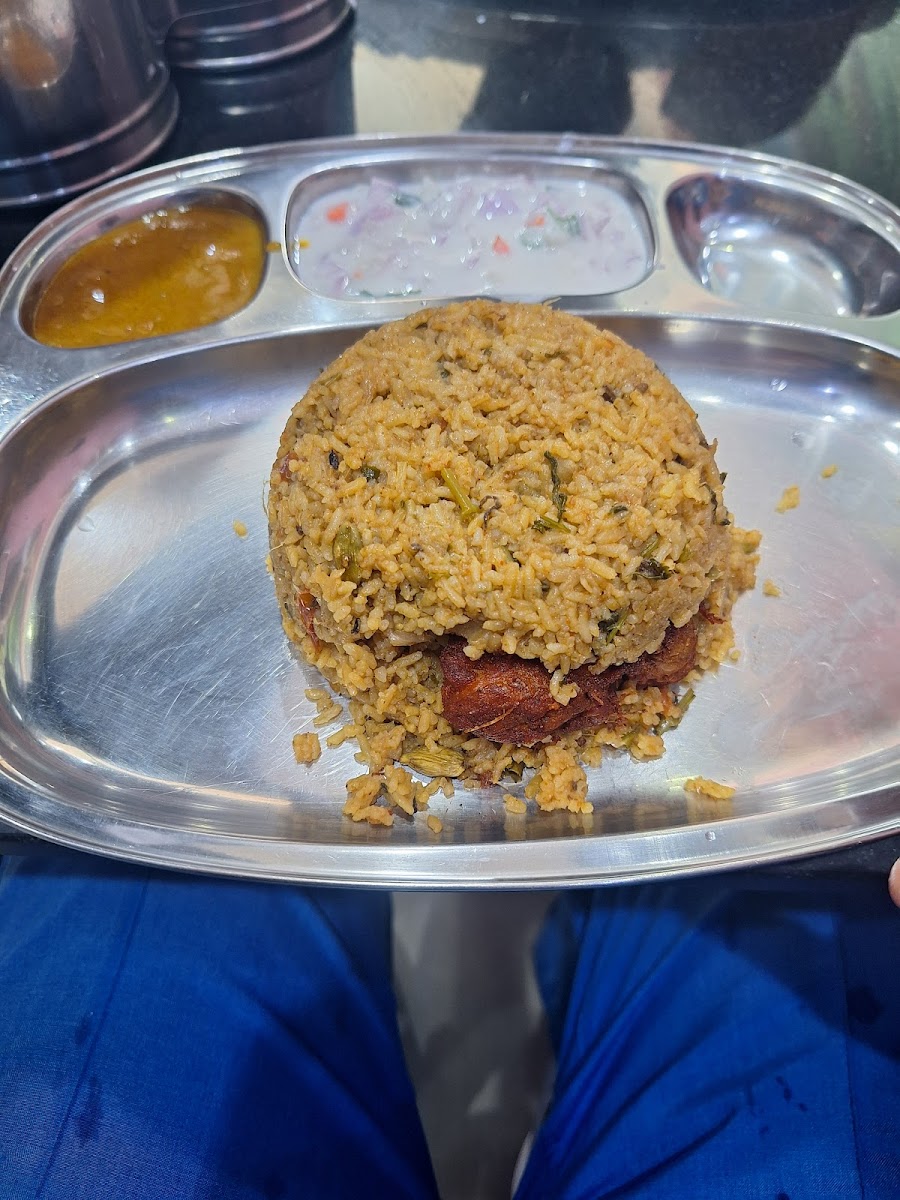 Tamil Nadu Restaurant - Photo 9