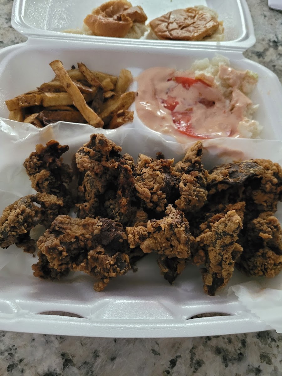 Fred's Restaurant - Photo 2
