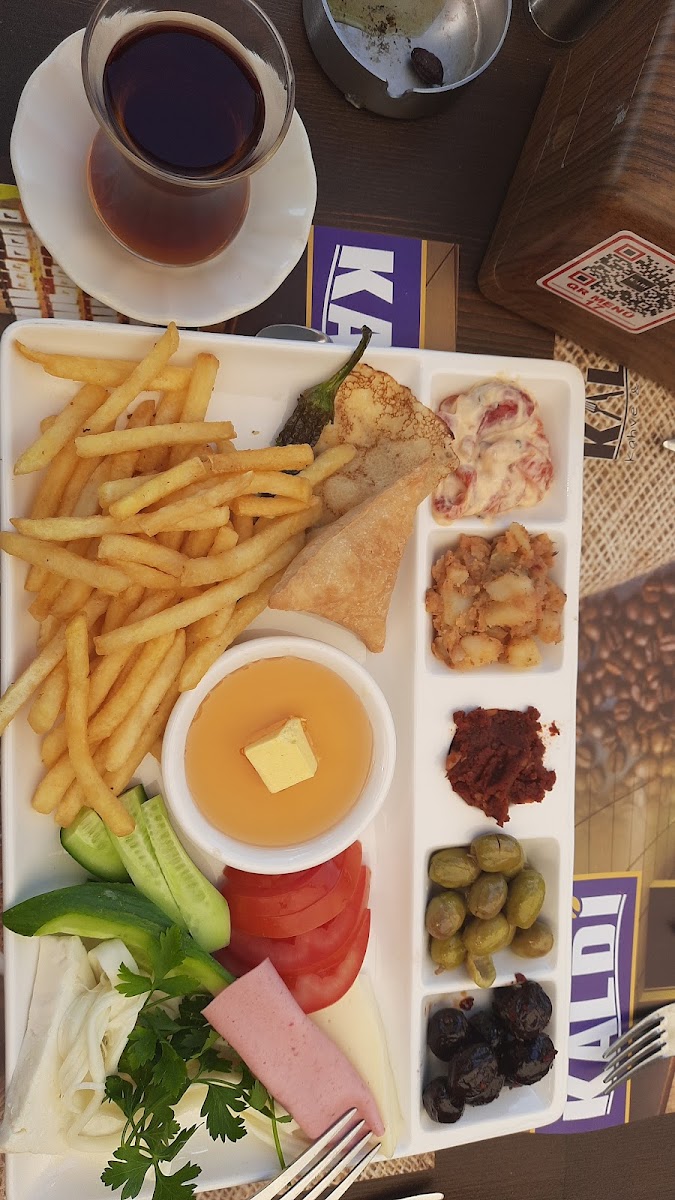 GERZE KALDI CAFE - Photo 8