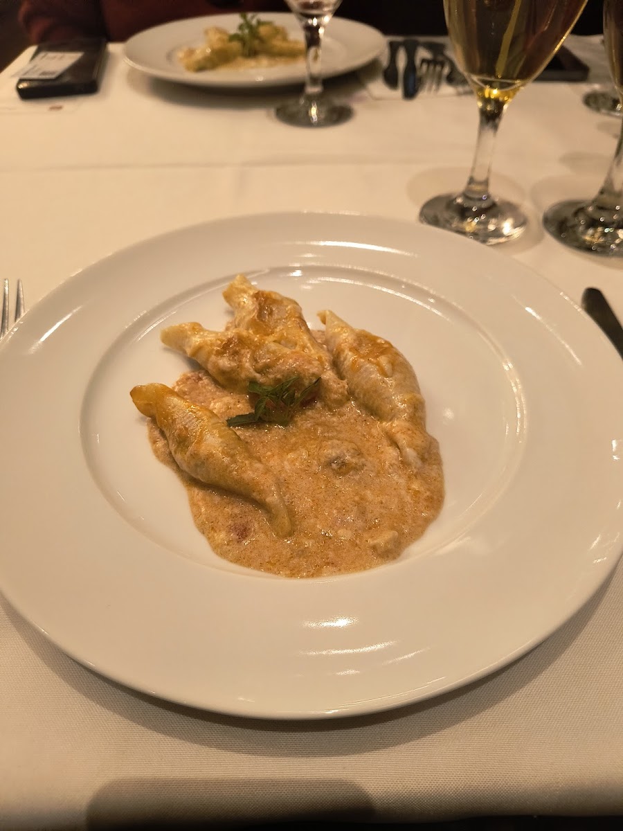 Lisbonne Bistro - Photo 4
