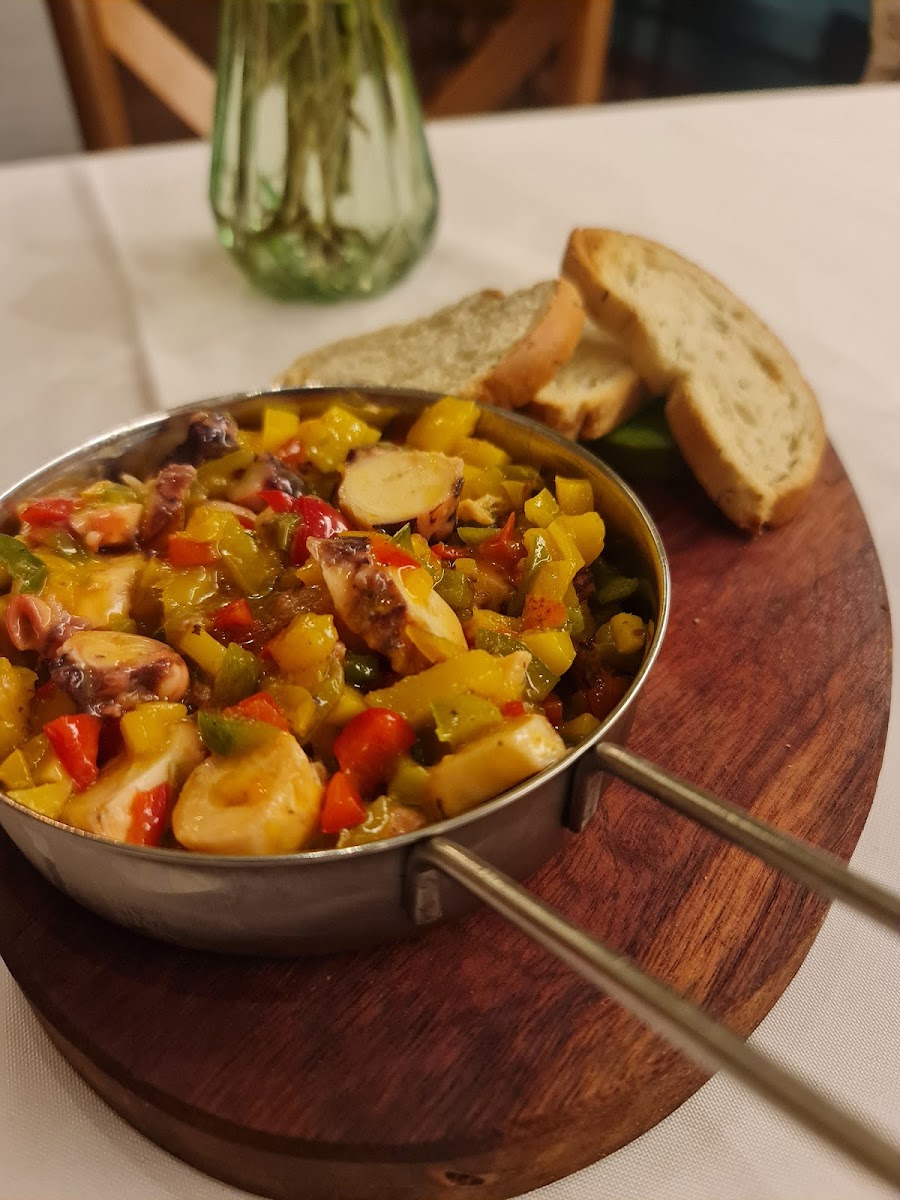 Lisbonne Bistro - Photo 6