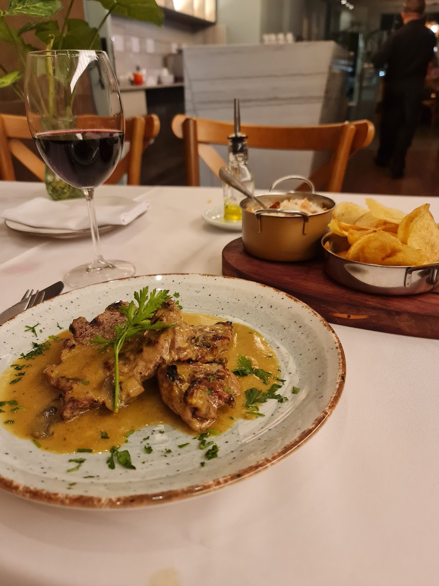 Lisbonne Bistro - Photo 7