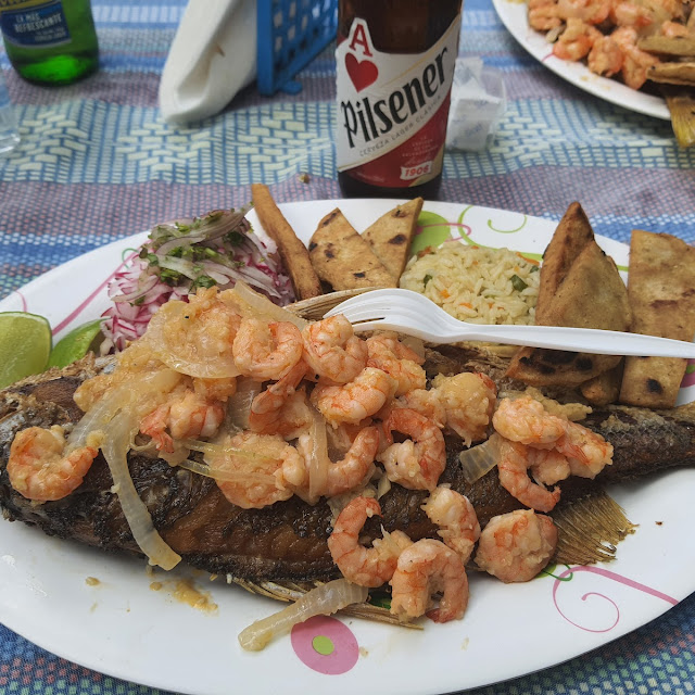Pescado Relleno de Camarones