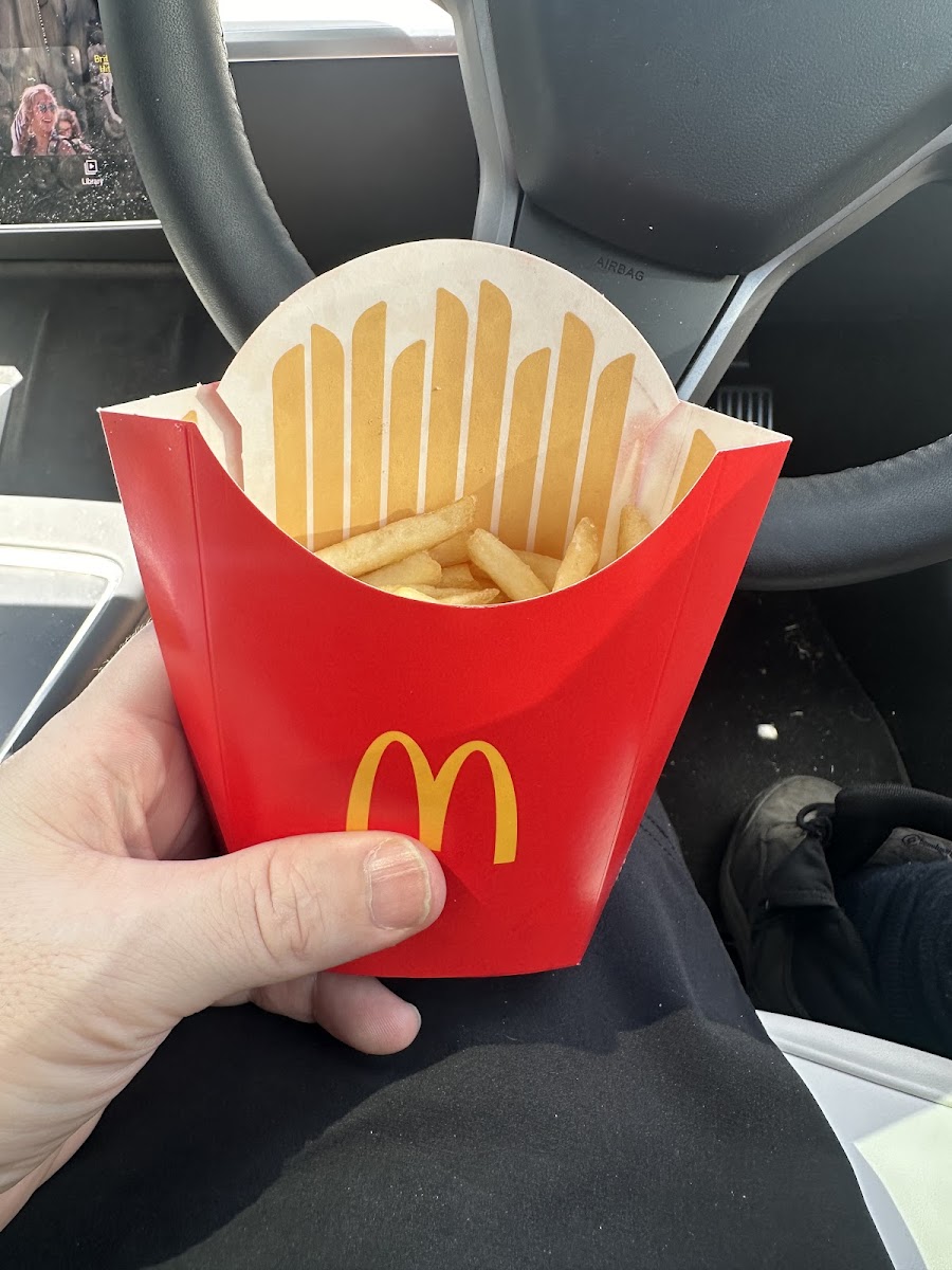 McDonald’s Cardiff, NSW - Photo 2