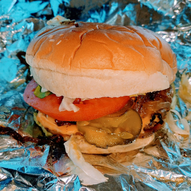 Cheeseburger Atw w Grilled Onions