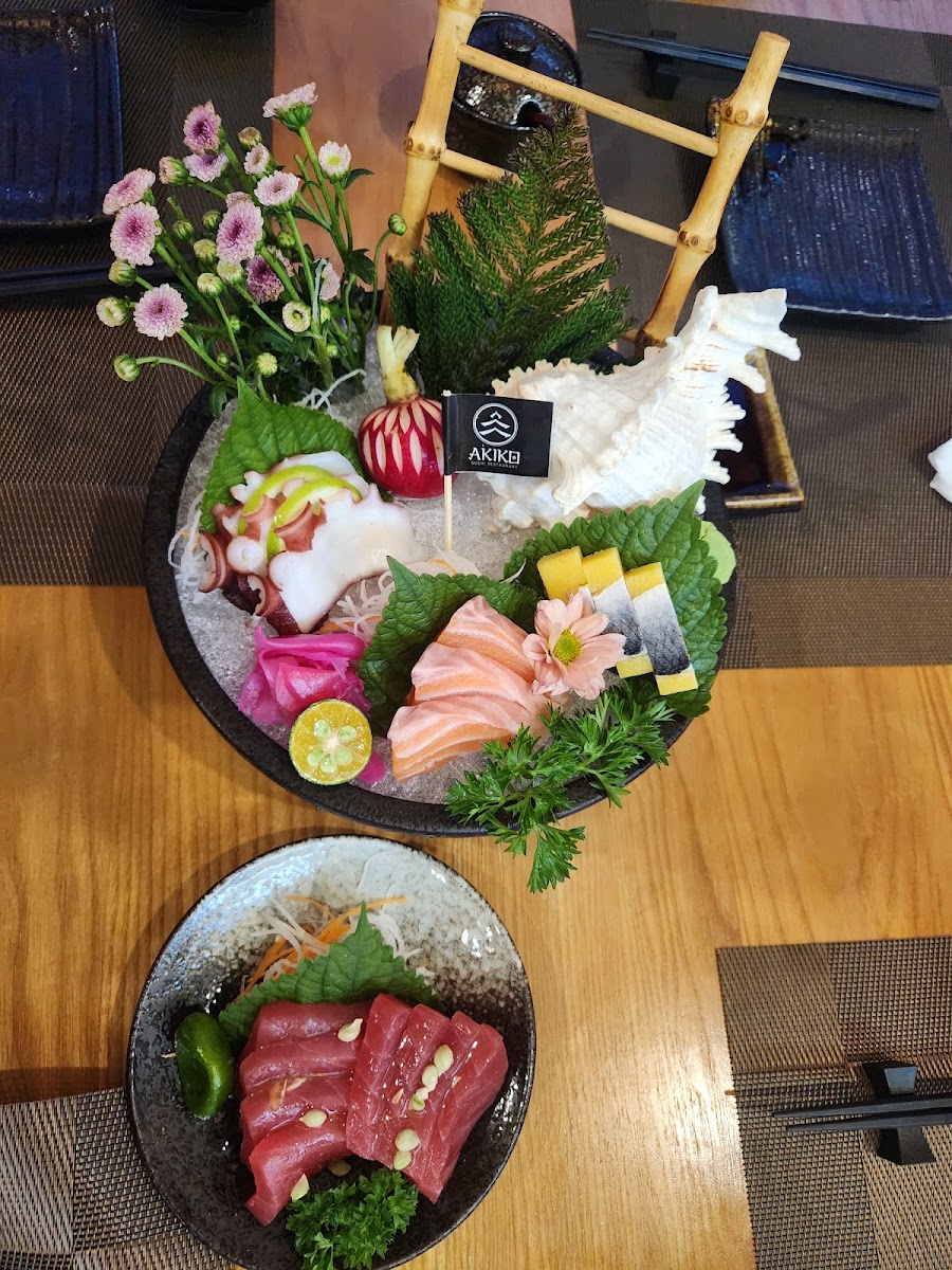 AKIKO Sushi Restaurant - Photo 4