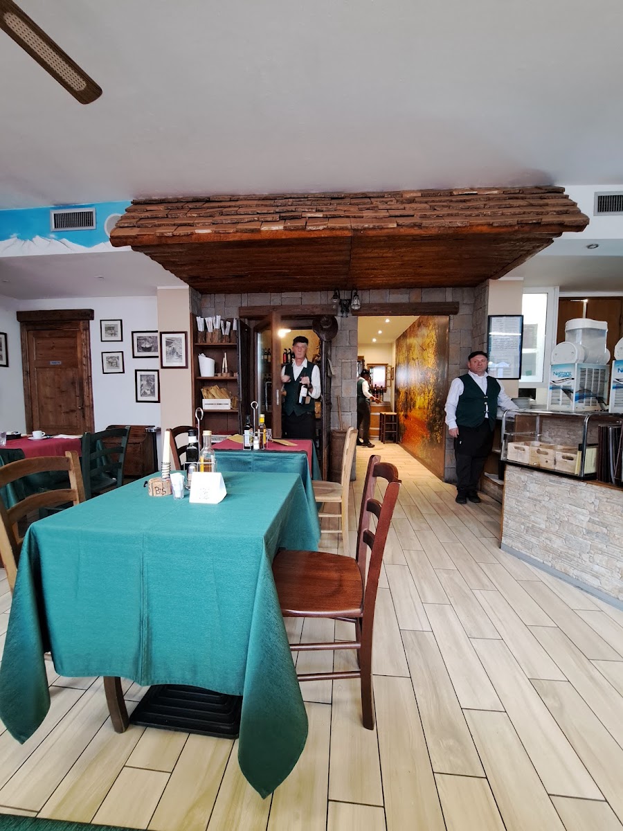 Trattoria Valtellina - Photo 4