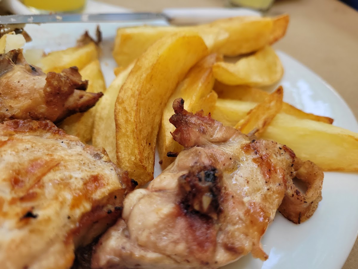 Taverna Skarvelis - Photo 9