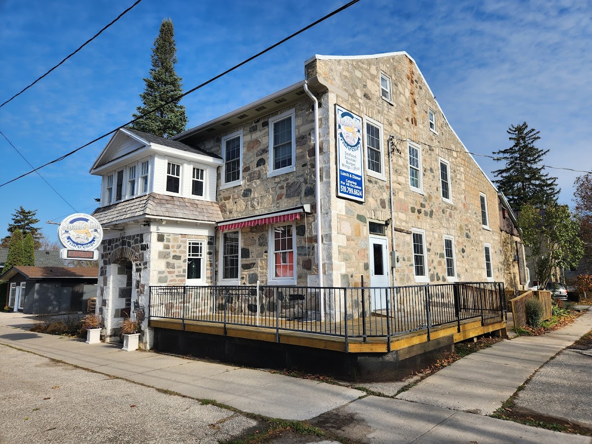 Noah's Inn Fish & Chips - Photo 6