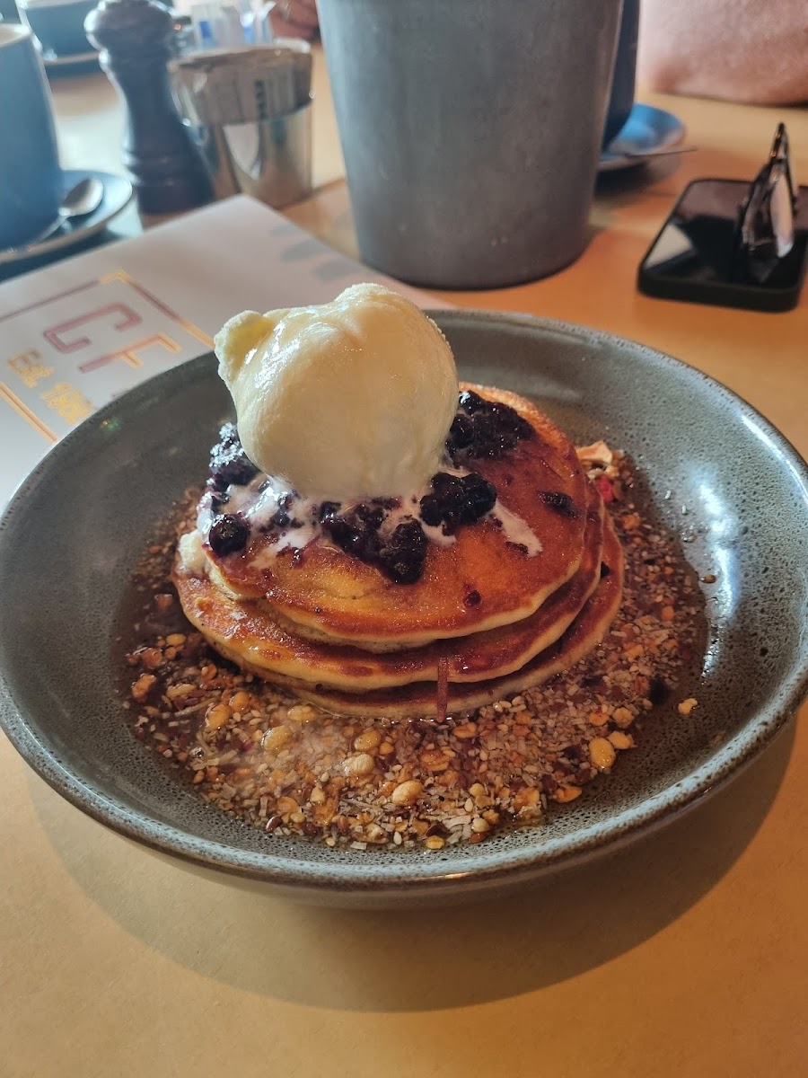 Christophers Fine Foods - Photo 9