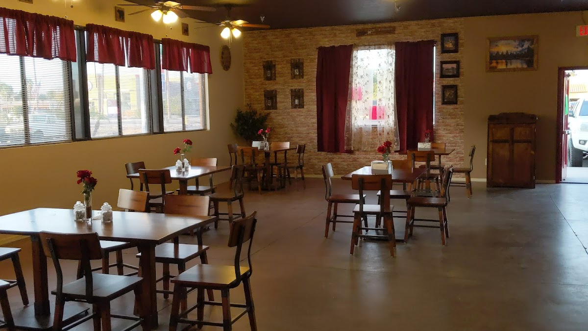 La cabaña breakfast and grill