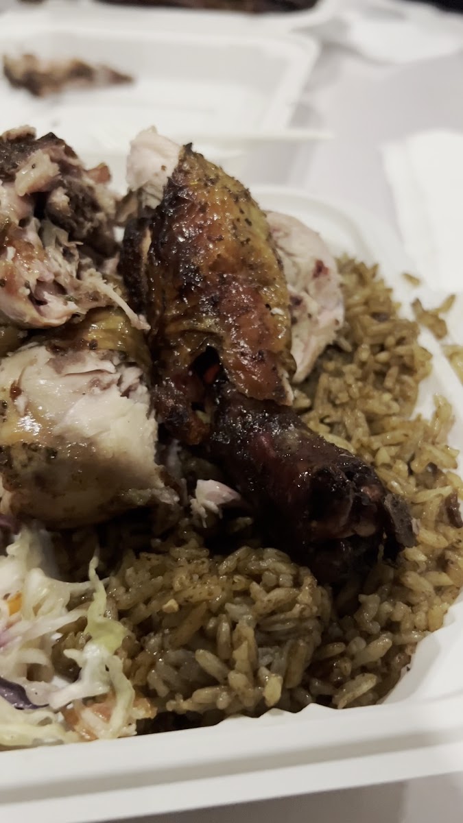 Sonia's Jerk - Photo 1