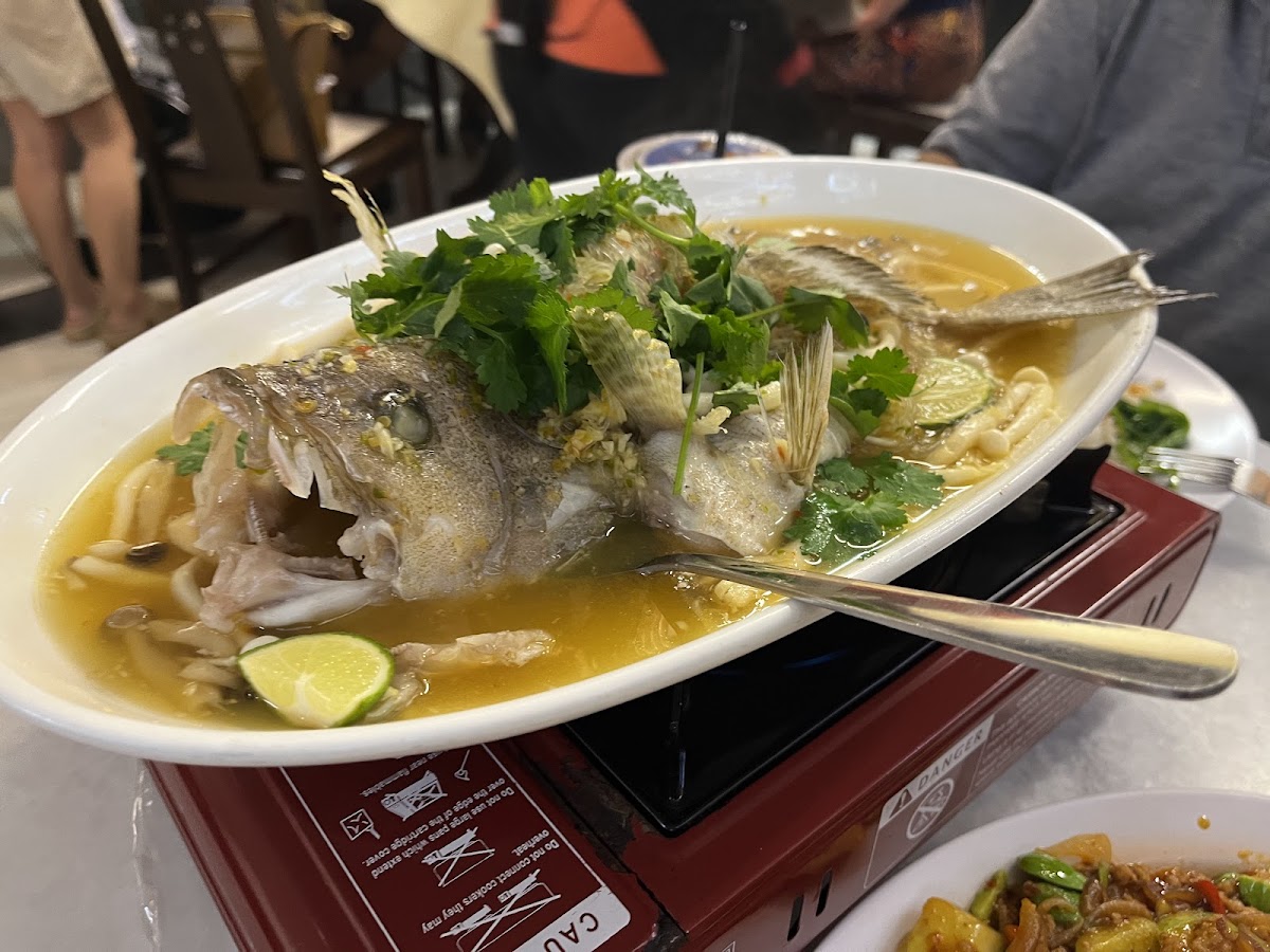 千禧楼 • Qian Xi Lou Restaurant • 原福满楼地址 - Photo 8