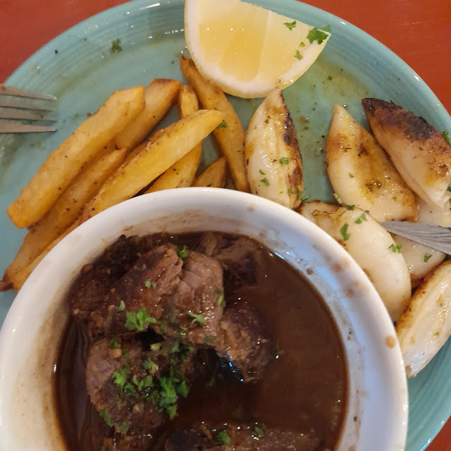 Fillet Trinchado & Grilled Calamari