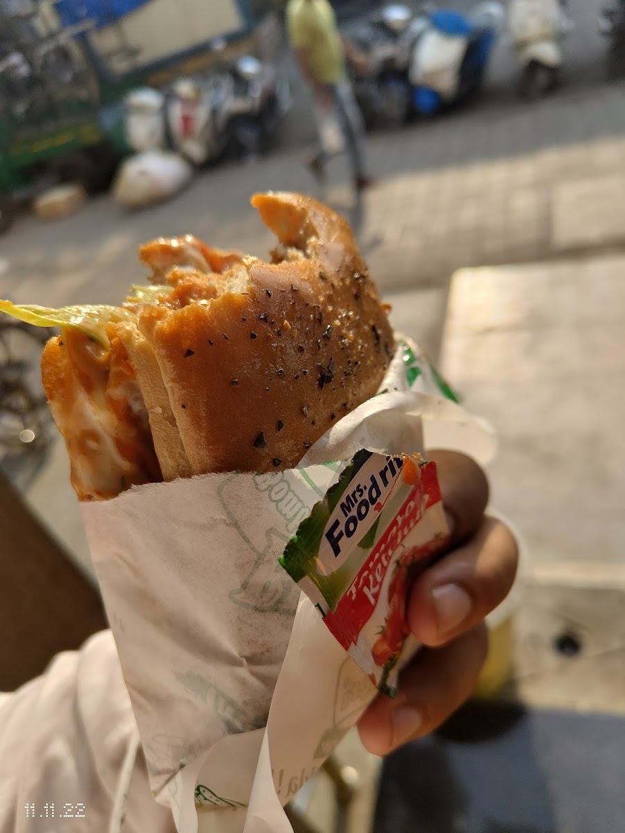 Bombay Burger's - Photo 7