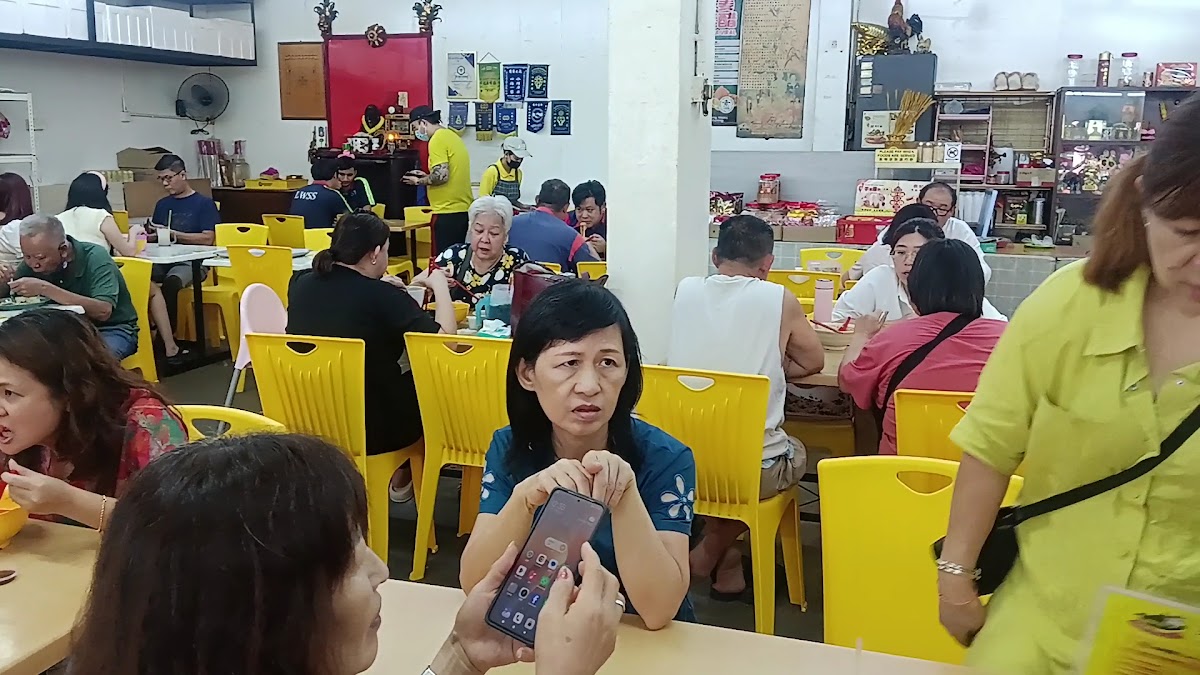 Restoran Chicken Rice Win 芽菜鸡茶餐室 - Photo 1