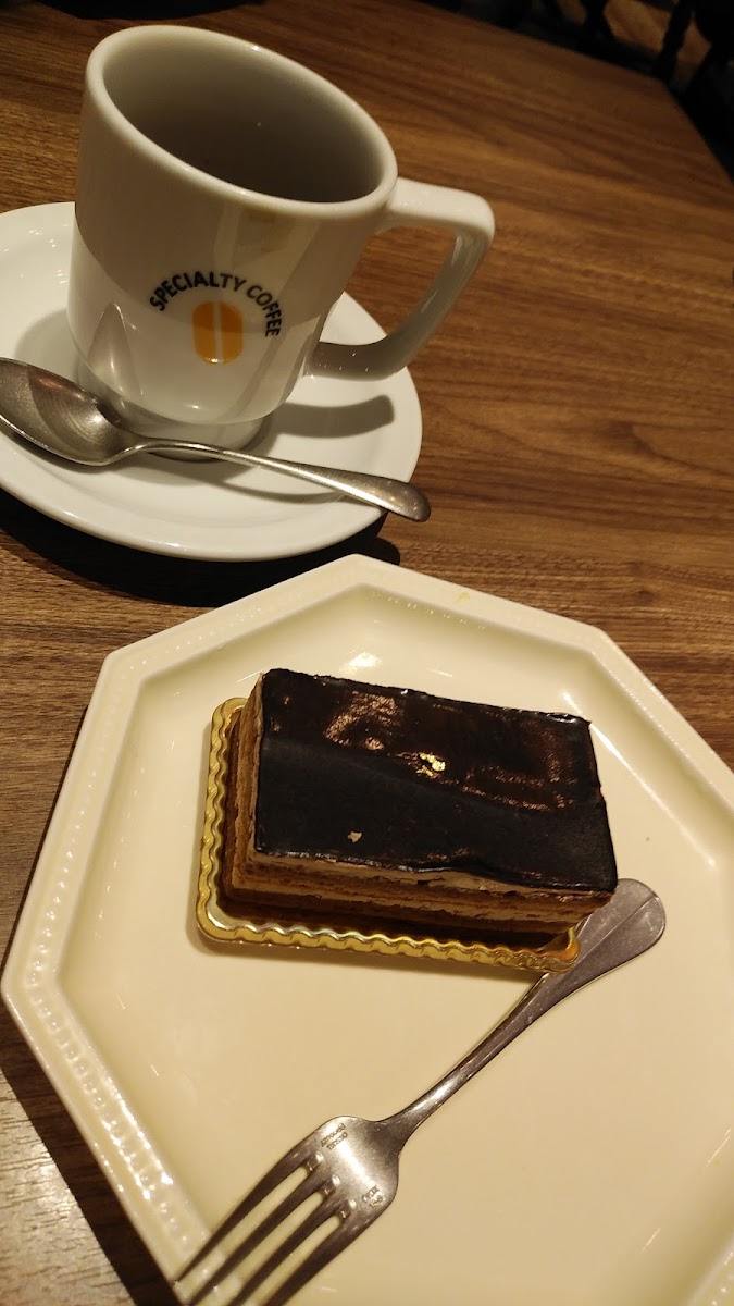 DOUTOR Coffee Farm Shin-Yokohama - Photo 4