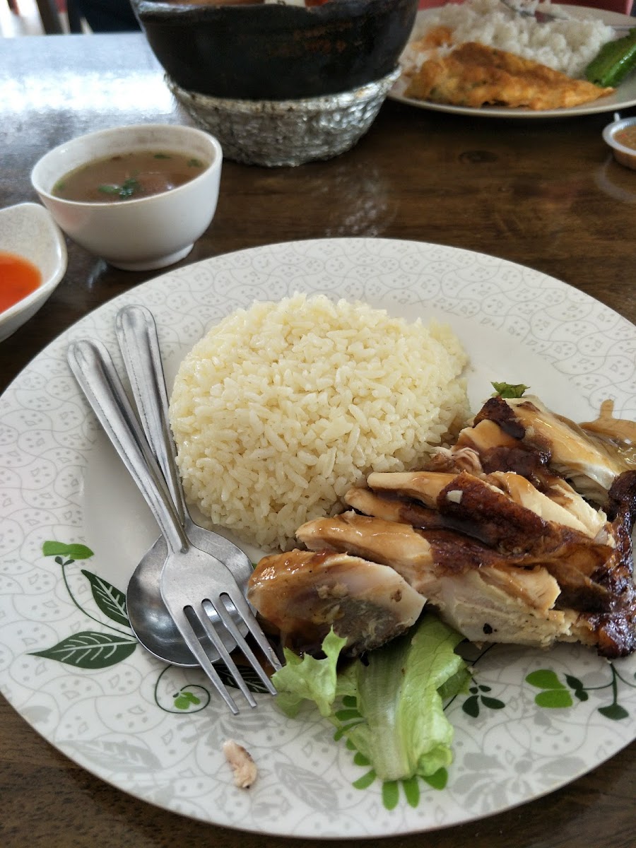 Restoran Dinding Gelas Besar - Photo 4