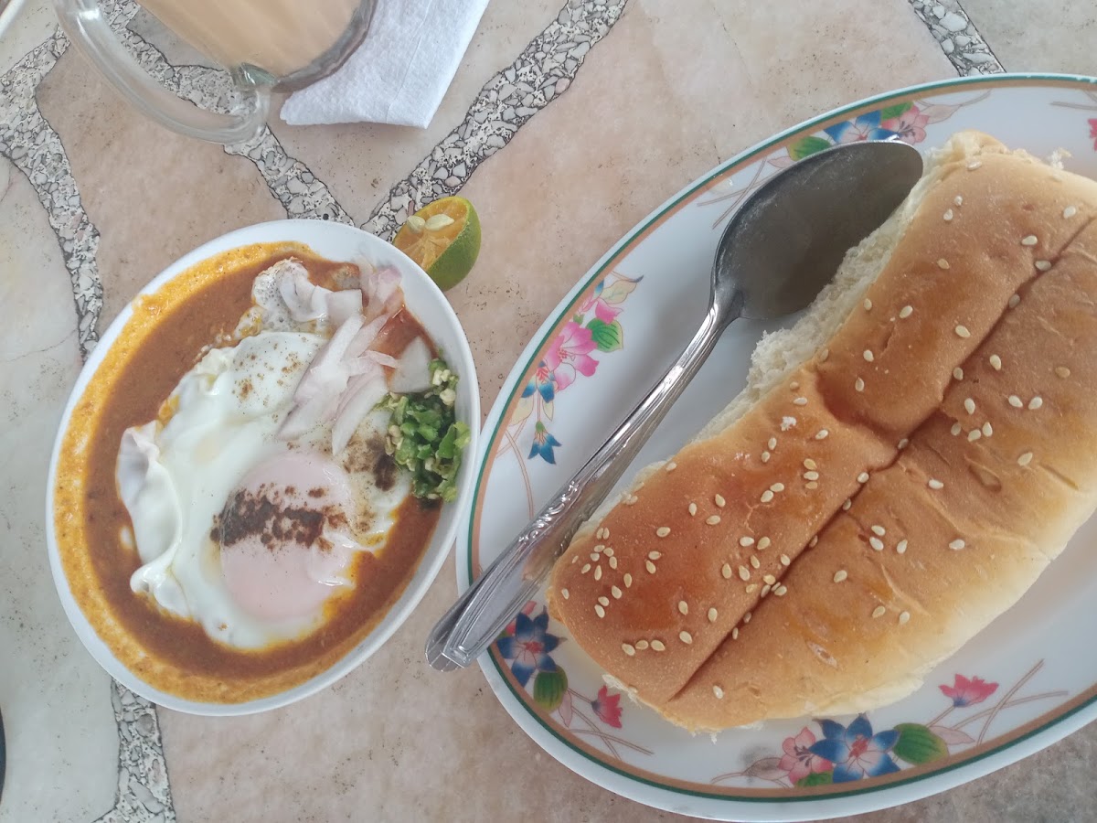Restoran Dinding Gelas Besar - Photo 5