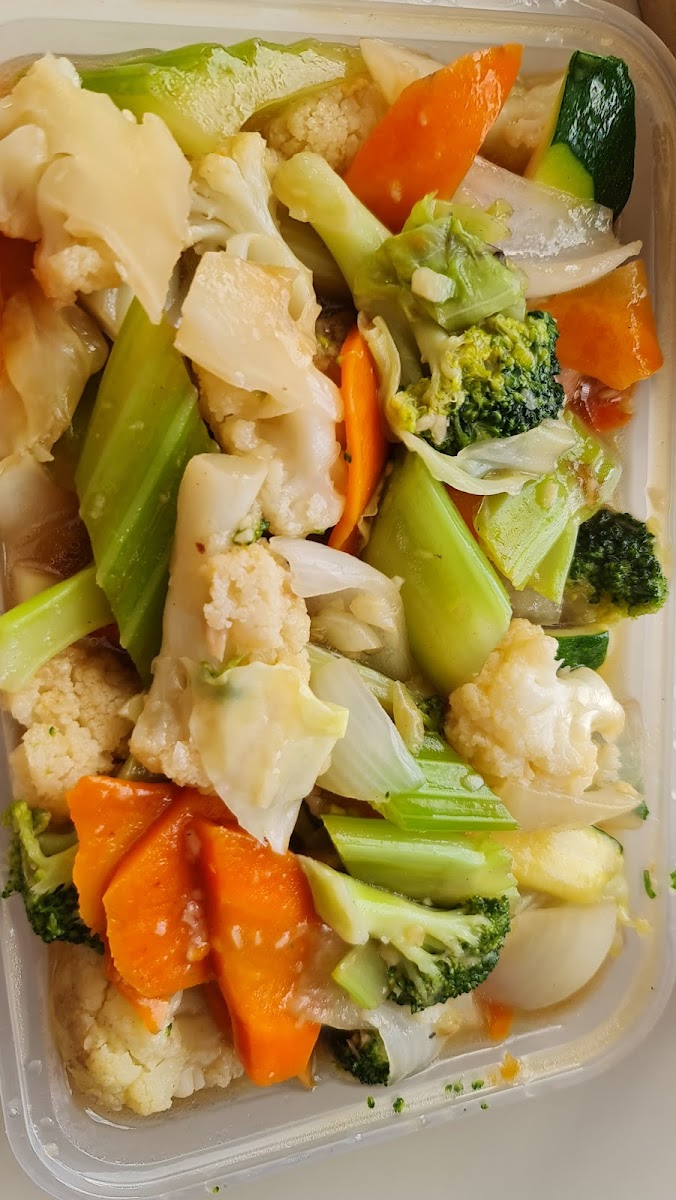Eurasia Gourmet 百味坊 - Photo 6